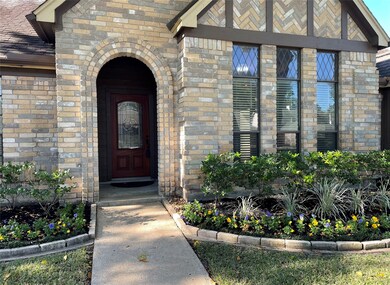 8215 Sean Park Ct, Houston, TX 77095 - photo 2