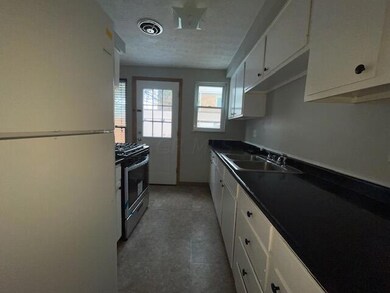 5561 Rockwood Ct unit R-56, Columbus, OH 43229 - photo 5