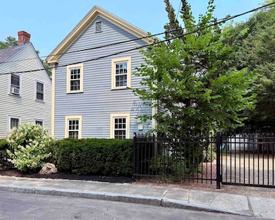 29 Durrell St, Dover, NH 03820 - photo 4