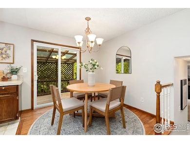 Eat in kitchen with direct access to deck