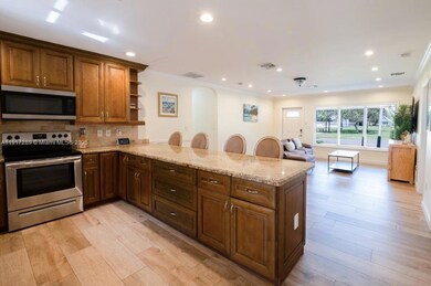 236 NE 1st St, Dania, FL 33004 - photo 6