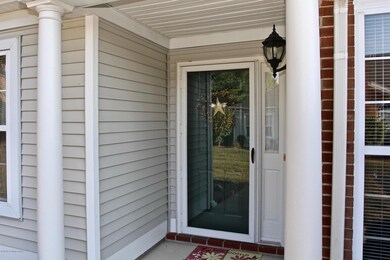 8521 River Terrace Dr - River Forest