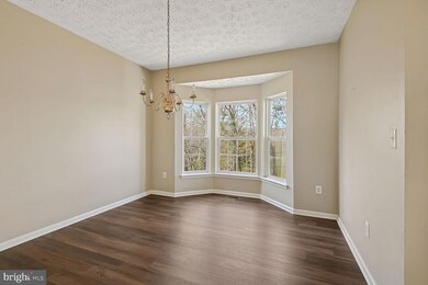 8322 Lyndhurst St, Laurel, MD 20724 - photo 6