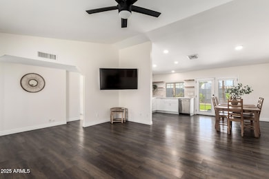 936 N Birch St, Gilbert, AZ 85233 - photo 4