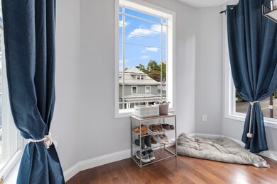 108 Burrill St unit 3, Swampscott, MA 01907 - photo 3