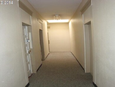 417 Lyon St Se 10, Albany, OR 97321 - photo 4