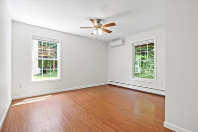 08-Woodside Unit 3-8