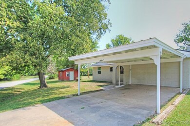 700 4th St, Ramona, OK 74061 - photo 3