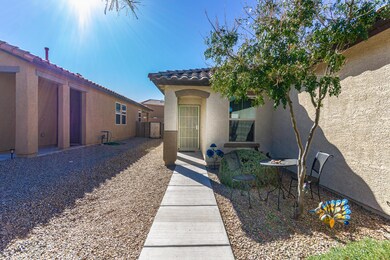 Front Walkway to Porch