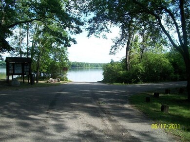 9529 Nichols Lake Dr, Bitely, MI 49309 - photo 2