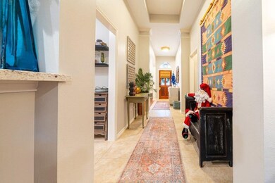 Long and inviting entry