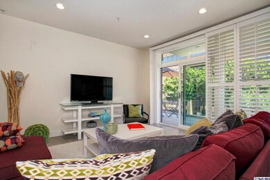 133 S Los Robles Ave unit 202, Pasadena, CA 91101 - photo 7