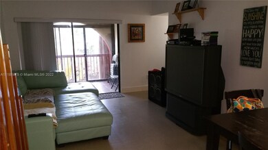 LIVING ROOM & BALCONY