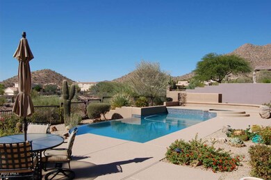 Pool/spa & mountain views