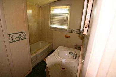 244 N Oak St, Dadeville, AL 36853 - photo 6