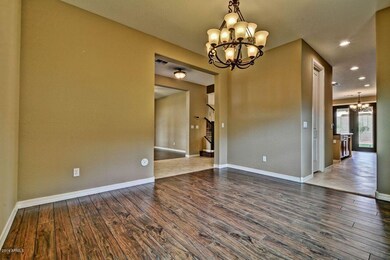 20472 W Hamilton Formal Dining
