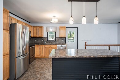 1833 Carlton Ave-14