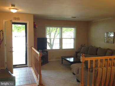 4173 Churchman Way unit 6-58, Woodbridge, VA 22192 - photo 4