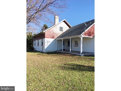 5 Lily Ln, Fleetwood, PA 19522 - photo 2