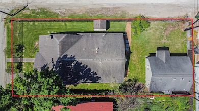 120 x 50 sq. ft. lot can be used for either reside