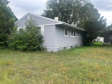 504 12th St W, Mobridge, SD 57601 - photo 4