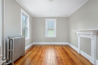 427 Spring St unit 2, Newport, RI 02840 - photo 6