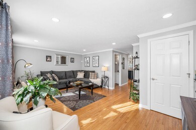 18 Albury Stone Cir unit U214, Nashua, NH 03063 - photo 3