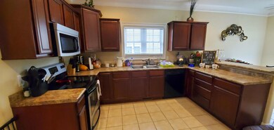 38 Earhart Rd25