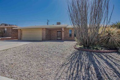 2702 Abbott Ave, Alamogordo, NM 88310 - photo 3