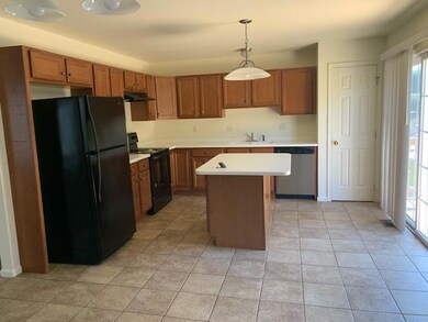 1359 Mohr Cir, Macungie, PA 18062 - photo 4