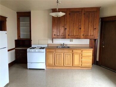 217 Walcott St unit 4, Pawtucket, RI 02860 - photo 4