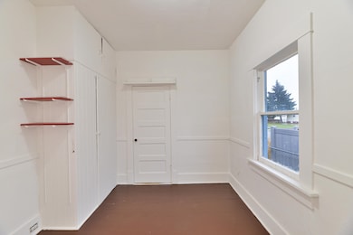 1329 E Gordon Ave, Spokane, WA 99207 - photo 7