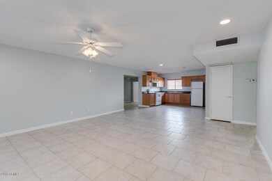 2017 N 57th Ave unit 7, Phoenix, AZ 85035 - photo 4