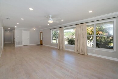 4457 Suzanne Cir, Mobile, AL 36608 - photo 5