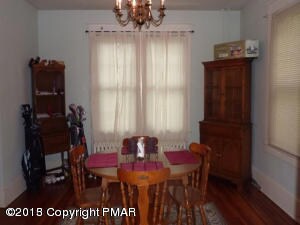 703 Thomas St, Stroudsburg, PA 18360 - photo 3