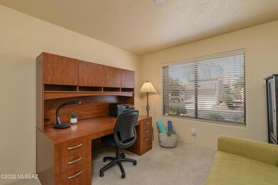 240 E Highcourte Ln, Tucson, AZ 85737 - photo 6