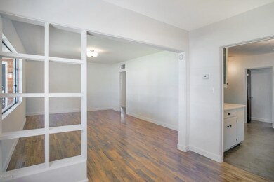 07_4013_E_Cambridge_Ave__07_mlsD
