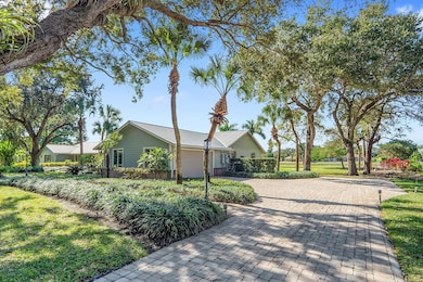 8631 Steeplechase Dr, Palm Beach Gardens, FL 33418 - photo 4