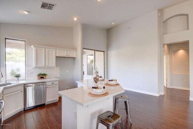 Kitchen features Quartz counters!!!