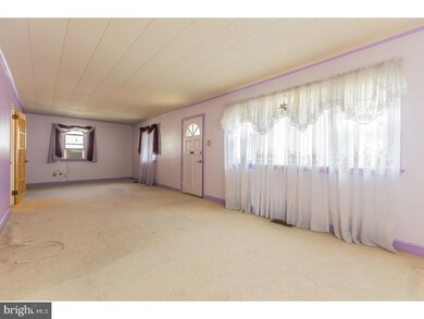 421 Oak St, Audubon, NJ 08106 - photo 4