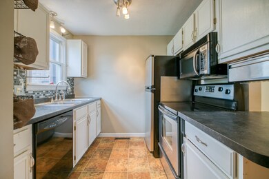 55 Empire St unit 4, Chicopee, MA 01013 - photo 7