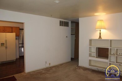 3120 SE Humboldt St, Topeka, KS 66605 - photo 5