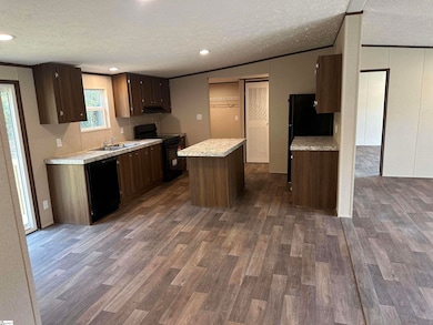 119 Florence St, Calhoun Falls, SC 29628 - photo 7