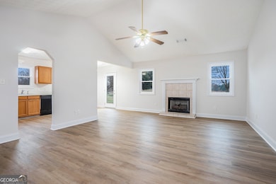 917 Justin Dr unit 3, Winder, GA 30680 - photo 6