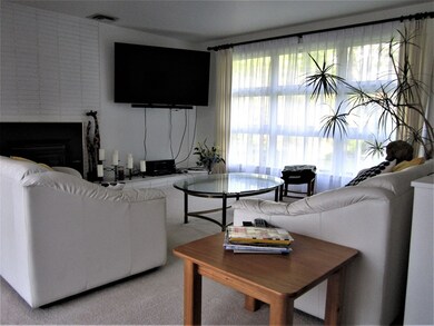 17 Brentwood Dr, Holden, MA 01520 - photo 7