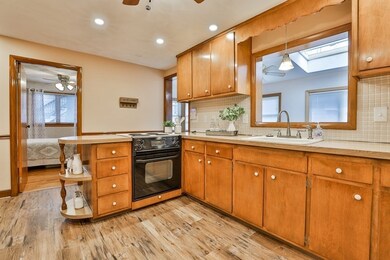 10 Brook Ave, Wakefield, MA 01880 - photo 6