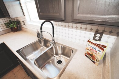 745 Maravillas St, El Paso, TX 79928 - photo 7