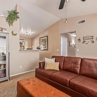 552 E Harrison St, Chandler, AZ 85225 - photo 5