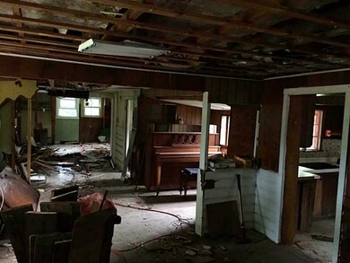 255 Abraham Rd, Riverside, RI 02915 - photo 4