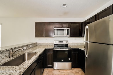 570 Eiseman Way, Jacksonville, FL 32216 - photo 7